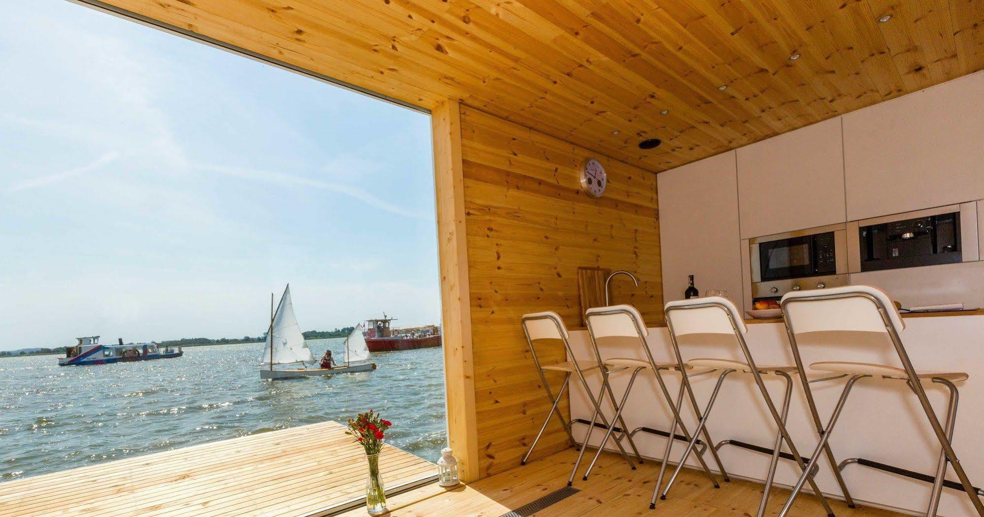 Domki Na Wodzie - Ht Houseboats - With Sauna, Jacuzzi Massage Chair 梅尔诺 外观 照片